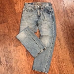 American Eagle men’s jeans “straight” fit